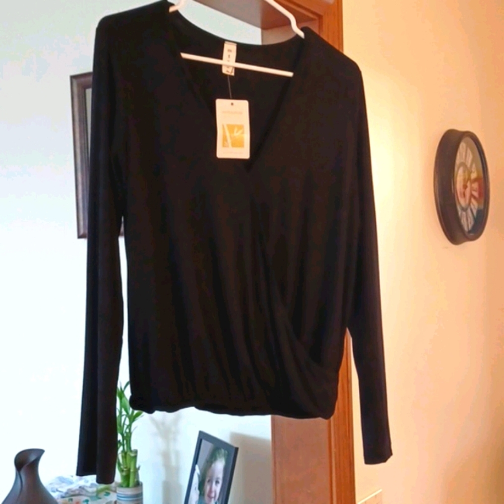 Women's shirt